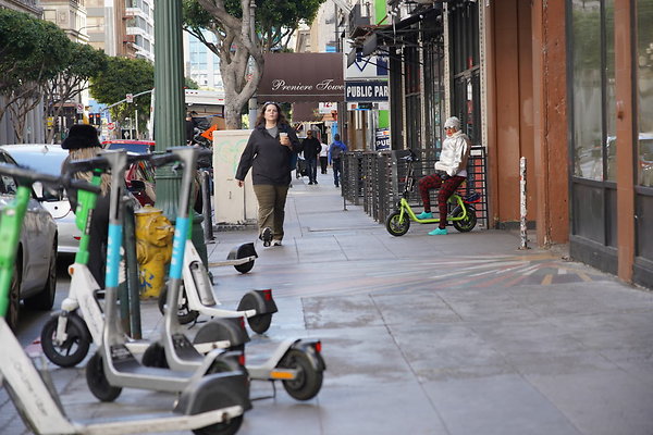 DTLA-20250518-085 DTLA-20250518-085