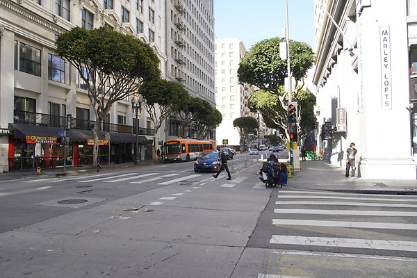 DTLA-20250518-076 DTLA-20250518-076