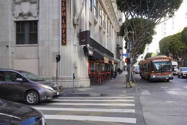 DTLA-20250518-083 DTLA-20250518-083