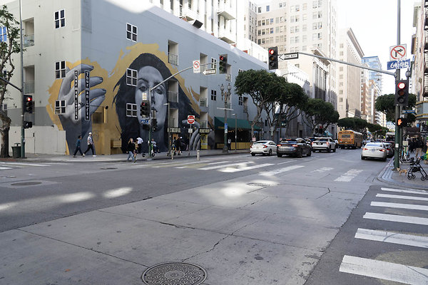 DTLA-20250518-049 DTLA-20250518-049