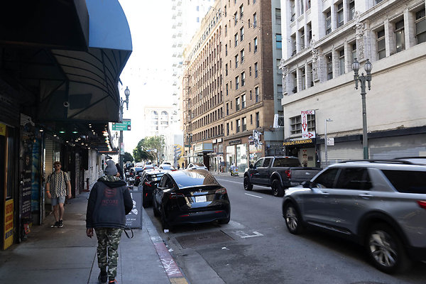 DTLA-20250518-019 DTLA-20250518-019