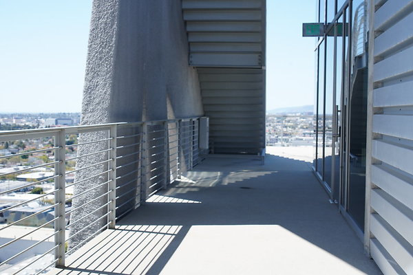 wrapper-bldg-100 wrapper-bldg-100