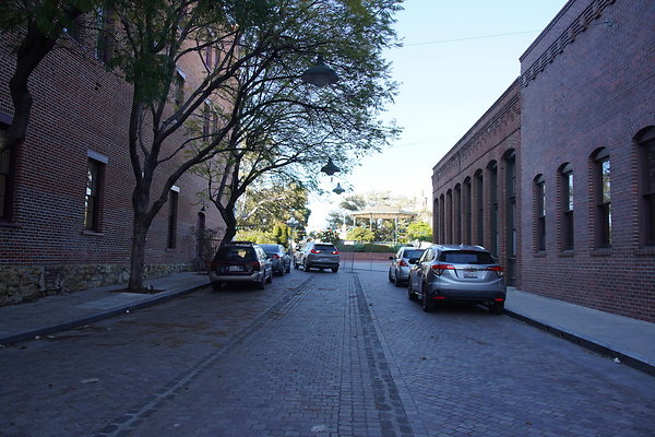 pueblo-LA-2025-105 pueblo-LA-2025-105