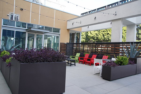 LA-plaza-village-029