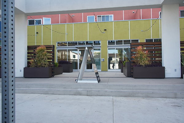 LA-plaza-village-054