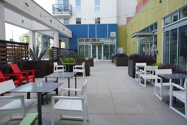 LA-plaza-village-044