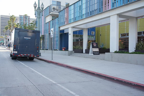 LA-plaza-village-051