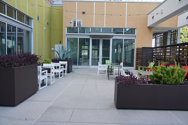 LA-plaza-village-033