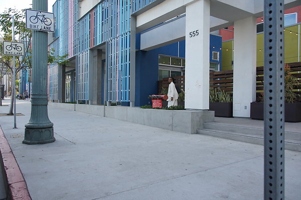 LA-plaza-village-053