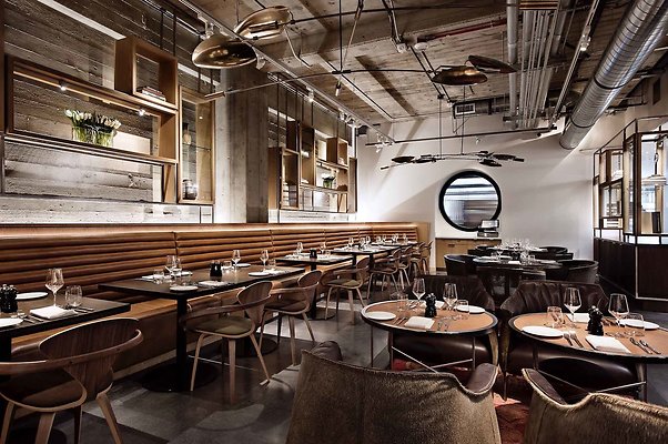 Neuehouse Hollywood Library