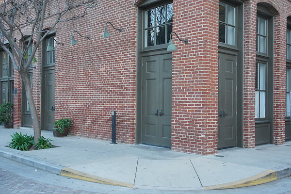 02A Sanchez St Doors