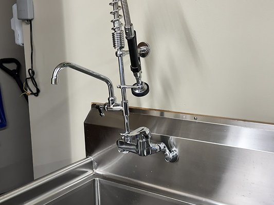 8.13 Chess Family Furniture flipper house SE Jackson Park 015 8.13 Chess Family Furniture flipper house SE Jackson Park 015