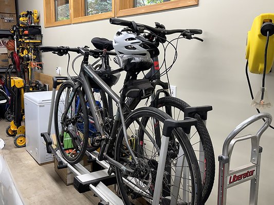 8.13 Chess Family Furniture flipper house SE Jackson Park 08 8.13 Chess Family Furniture flipper house SE Jackson Park 08