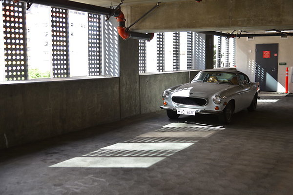 001 812 Grand Garage A