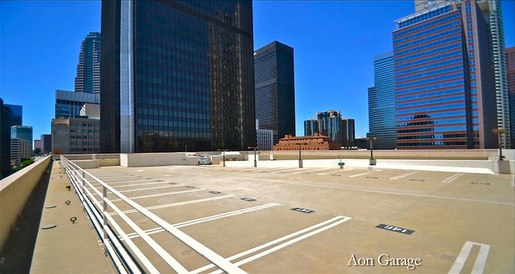 027 AON Center HL 027 AON Center HL