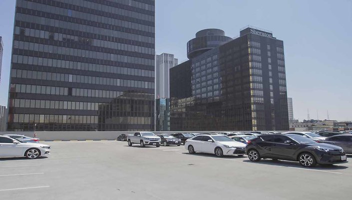 The-Bloc-Parking-Lot-019