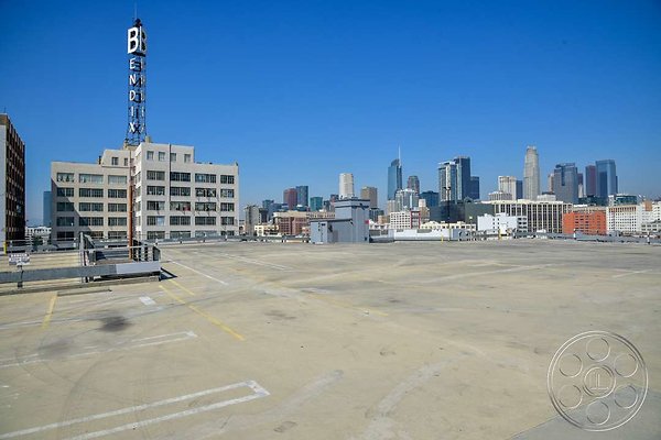 sky-rooftop-23 sky-rooftop-23