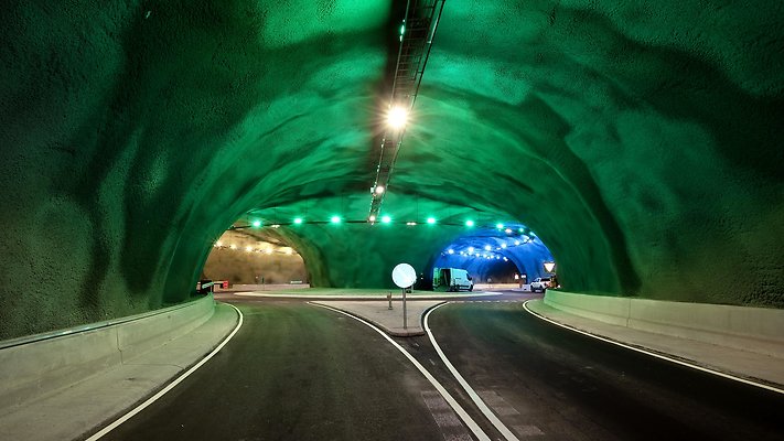 Eysturoy Tunnel 006