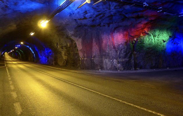 Eysturoy Tunnel 013