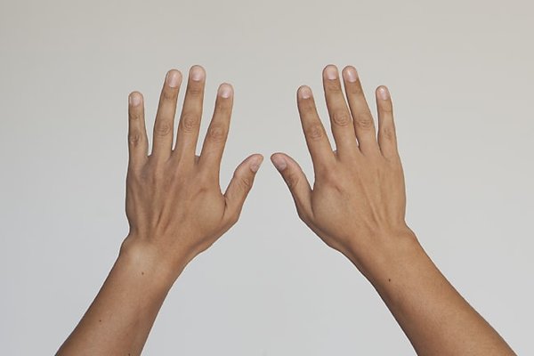 01 Hero 05-LuisBernal 01 Hero 05-LuisBernal